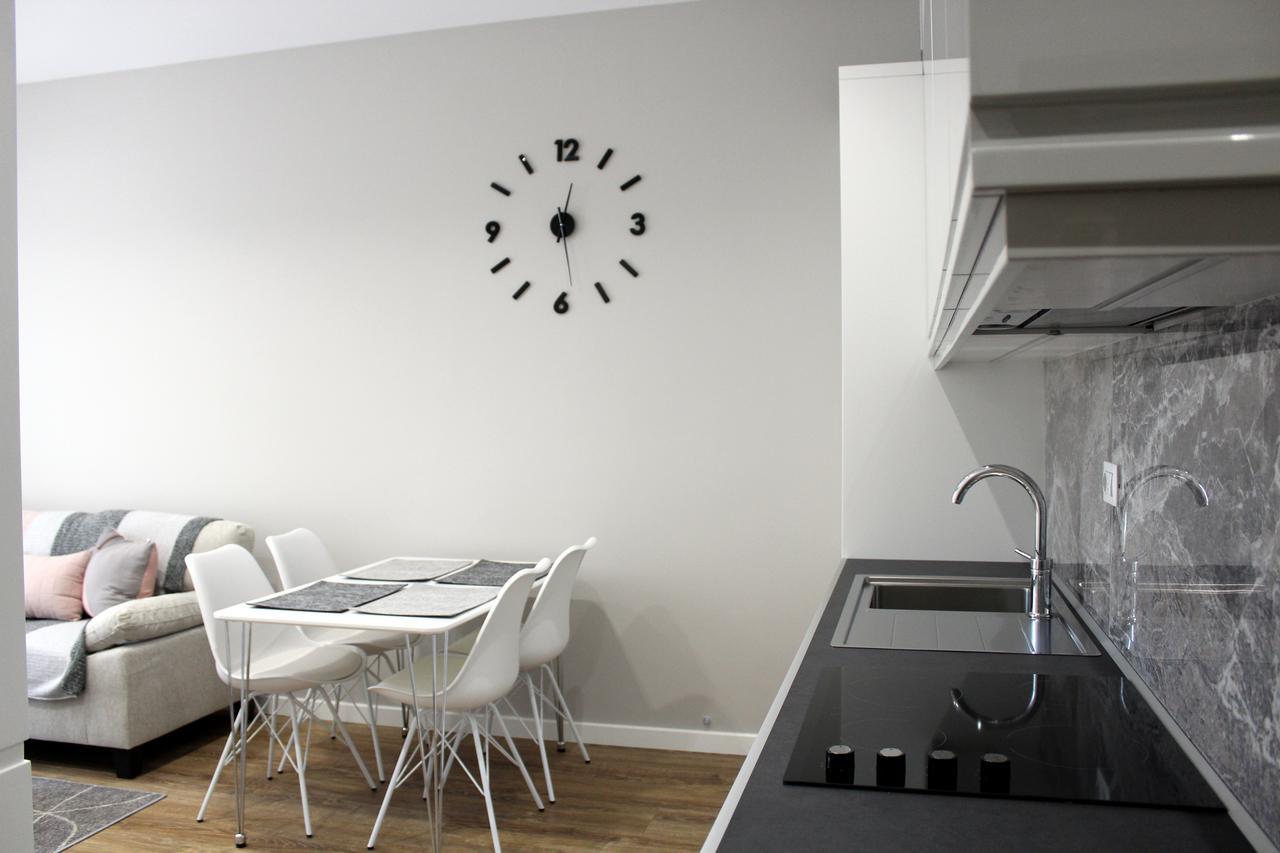 Fleur Apartment Tirana Exteriör bild